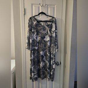22/24w Cato slinky dress